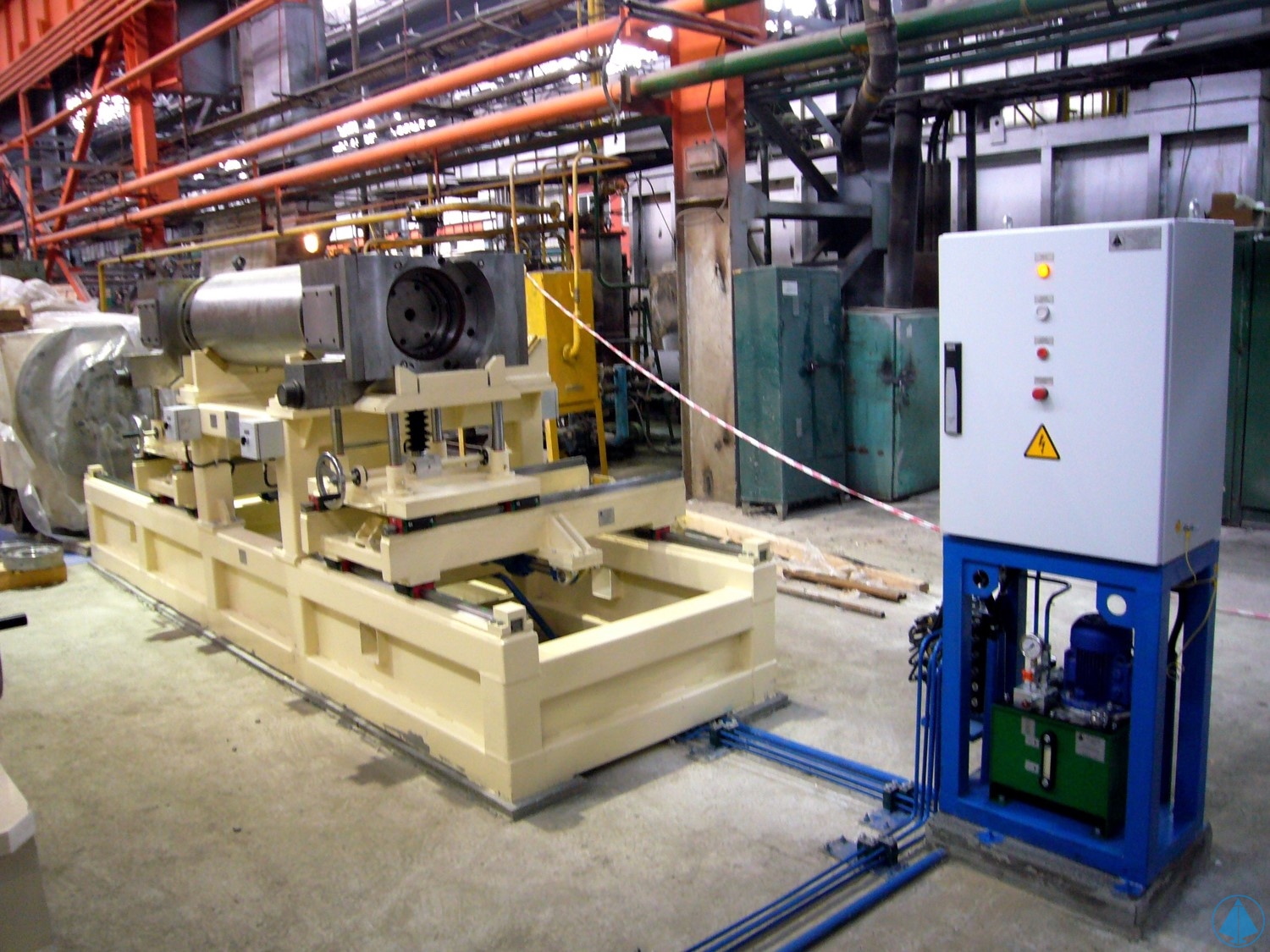 Стенд сборки-разборки опорных валков