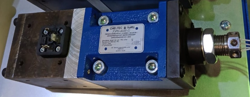 Сервоклапан однокаскадный золотникового типа CH-SV10