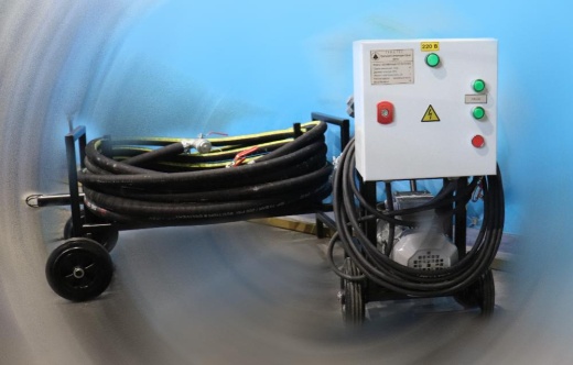 Передвижной заправочный агрегат для гидросистем