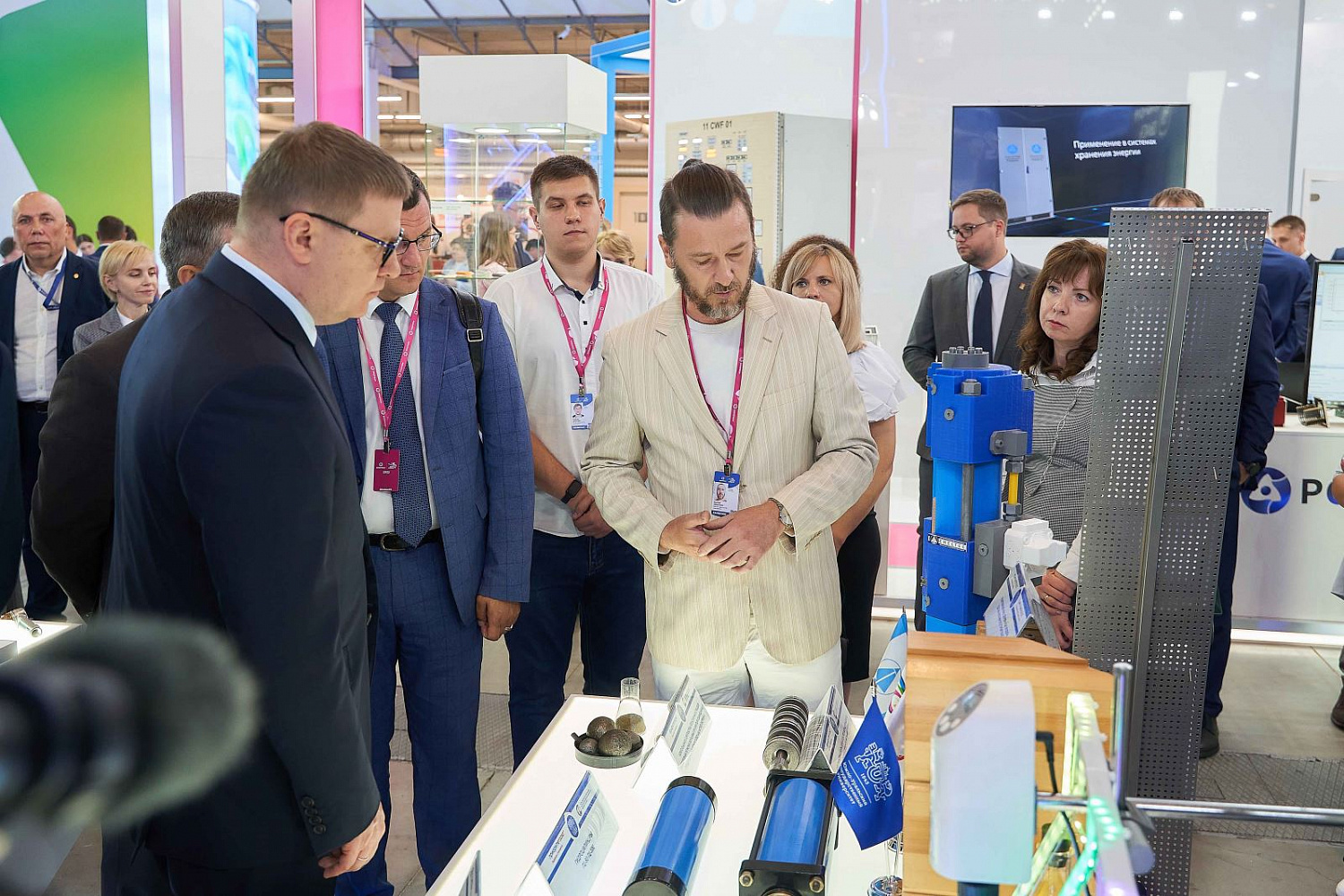 Участие в выставке ИННОПРОМ 2023  Компания УрИЦ приняла участие в выставке ИННОПРОМ 2023