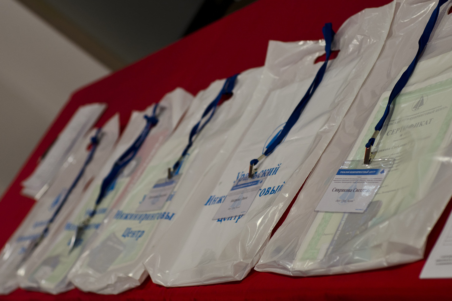 Улучшение качества проката в металлургии: гидросистемы металлургического оборудования, работающие на воде и водосдержащих жидкостях (системы гидросбива для прокатного оборудования, прессов и ковочных комплексов)